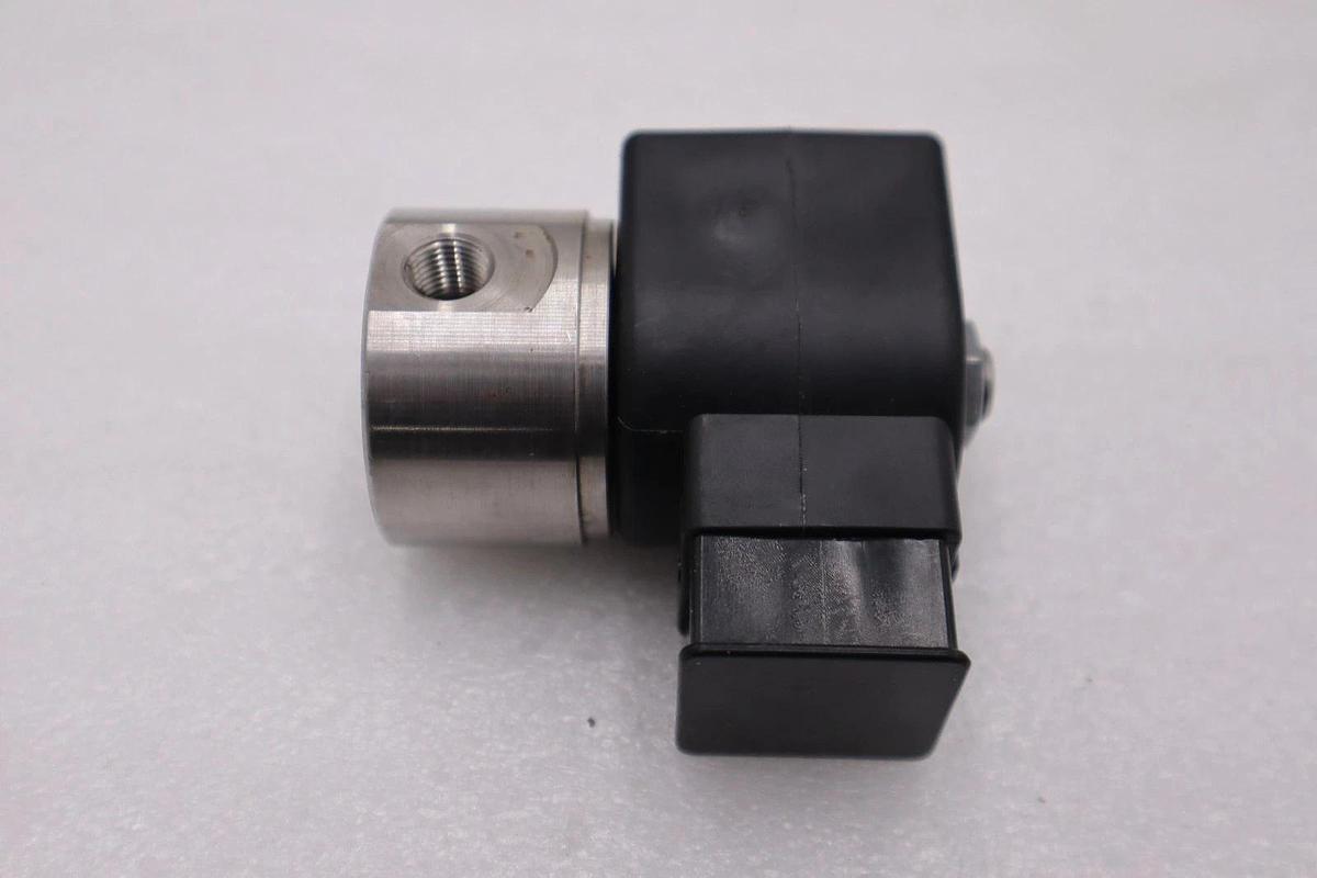 Used PARKER 71216SN1GL00N0D100C2 24VDC PSI 500 1/16 10WATTS STOCK H1329A