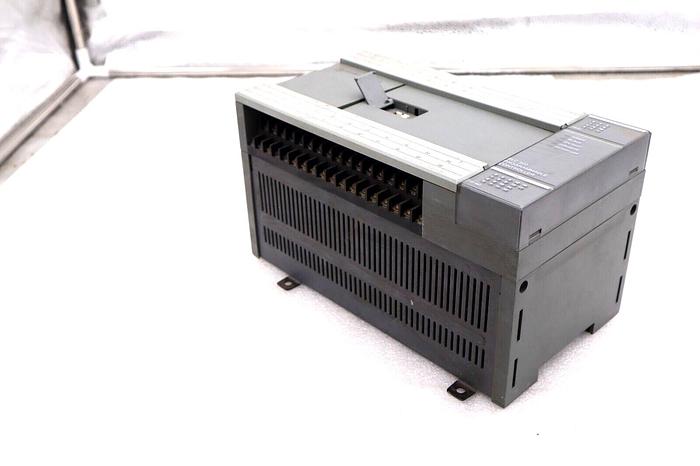 Used ALLEN BRADLEY 1747-L30B SER B FRN 4 SLC 500 PROCESSOR UNIT 30 I/O #L-820