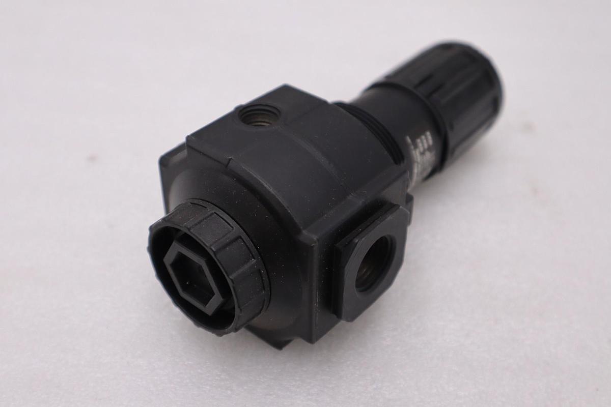 Used Norgren R74G-4AK-RMN 300PSIG Regulator STOCK H1168A