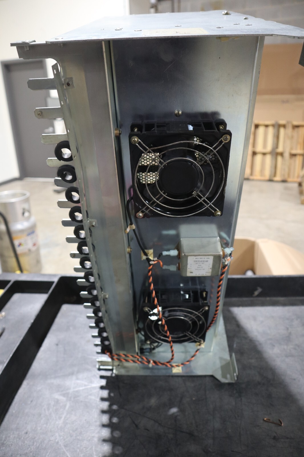 Used Reliance Electric 57C331 16-Slot PLC Rack Automax D-2710 803456-1R STOCK G1