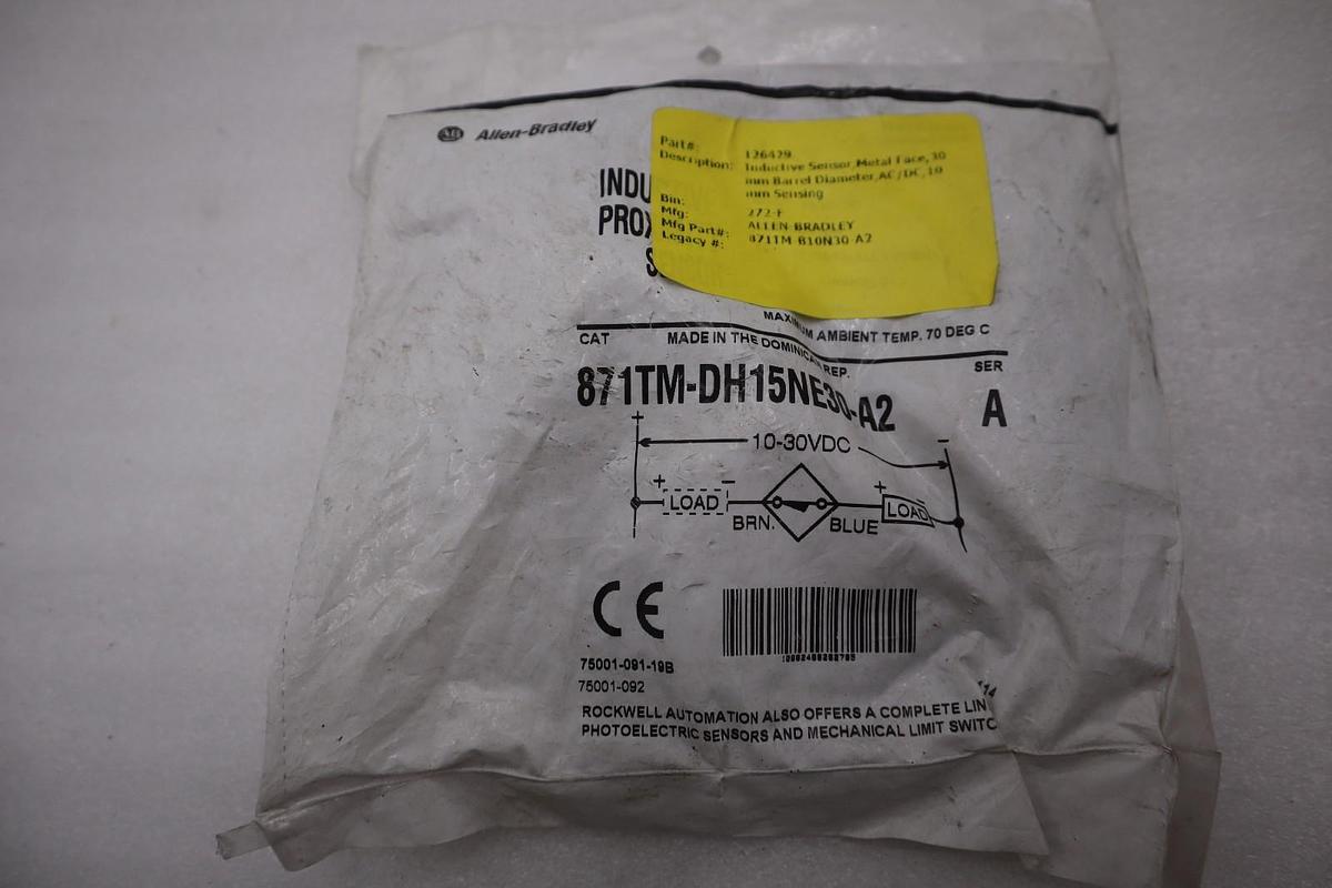 NEW For Allen Bradley 871TM-DH15NE30-A2 Proximity Switch sensor AB STK K3002CC
