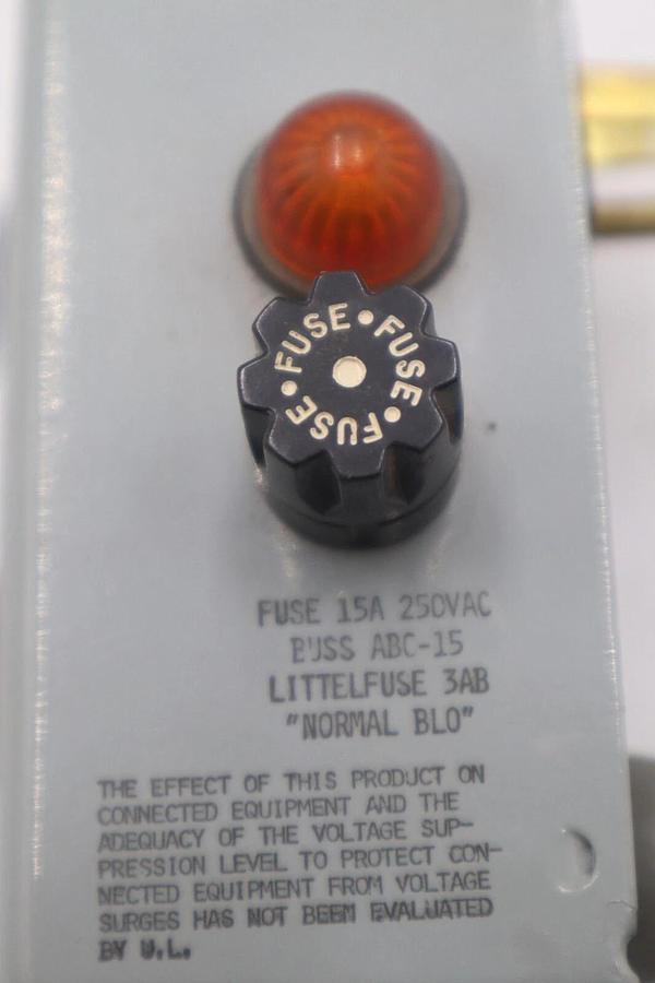 JOSLYN 1270-02 PLUG IN AC SURGE ARRESTER SURGITRON STOCK #K-3655