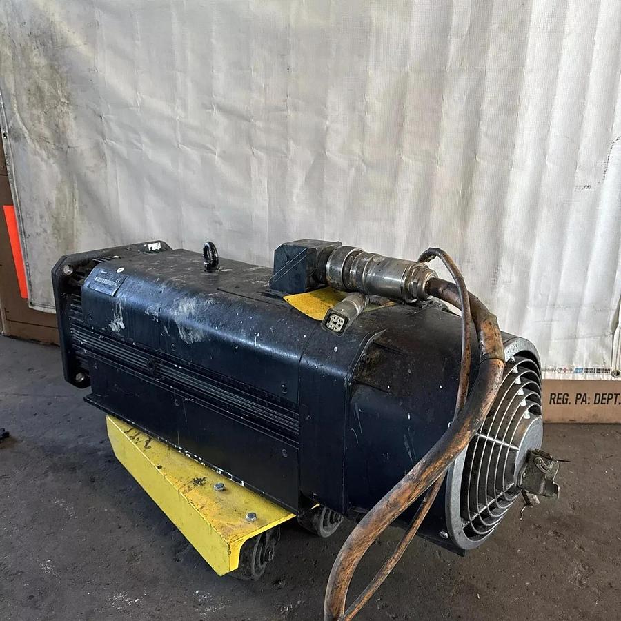 Used Rexroth R911309391 Servo Induction Motor MAD130D-0100-SA-S0-BQ1-35-N1 #HP107