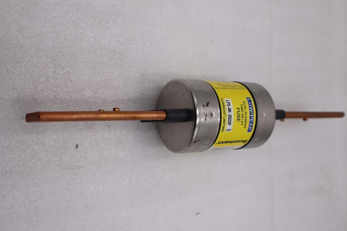 Used Bussmann Buss LPS-RK-250SP Low Peak Fuse Dual-Element Time-Delay Fuse New #H680A
