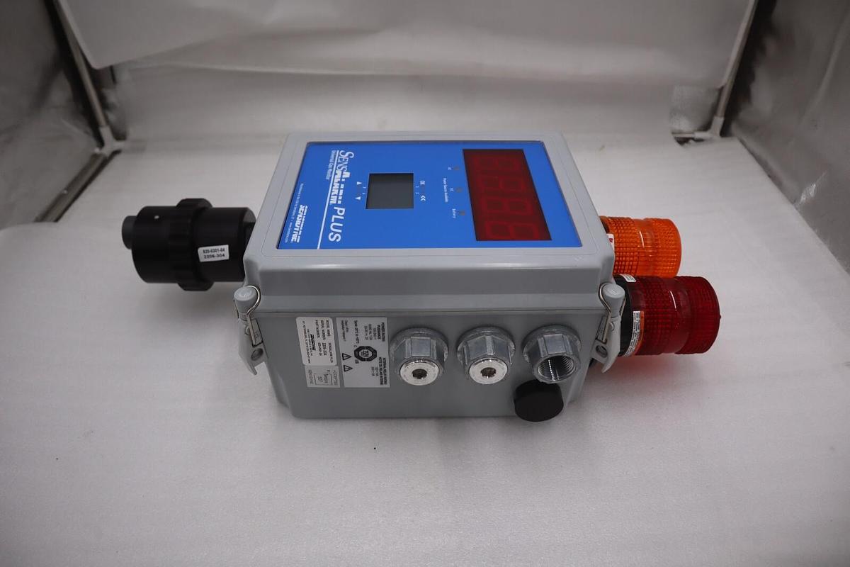 Used Sensidyne SensAlarm Plus Dual Strobes Universal Monitor 820-0301-04 NEW #G116A