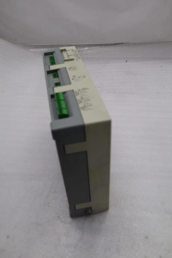 Used Siemens LMV51.140B1 Burner Control Fuel Air Ratio Load Landis Staefa STOCK 5302