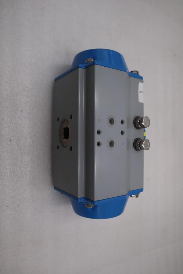 Used New OPEN BOX Jamesburry VPVL200 SR4/5 B C Valve Actuator STOCK SGF149