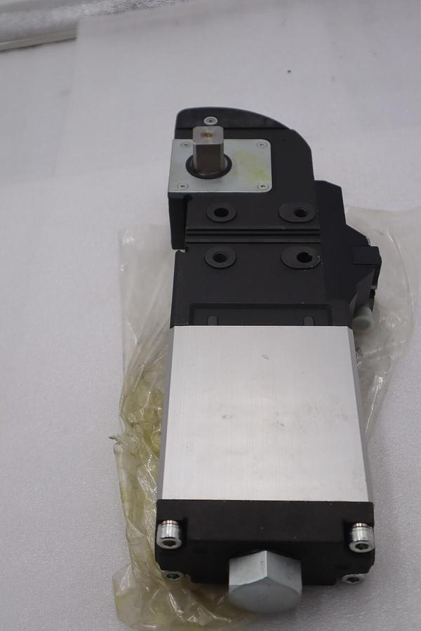 Used SMC CKZ2N63TF-90DP, POWER CLAMP CYLINDER, BORE SIZE: 63MM, NEW STOCK 1031A