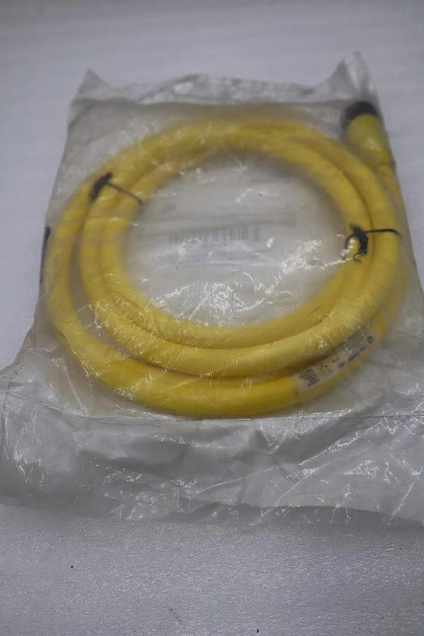 NEW ALLEN BRADLEY 889N-F5AFC-6F QD CORDSET 5 PIN MINI STRAIGHT 6FT STK H1263