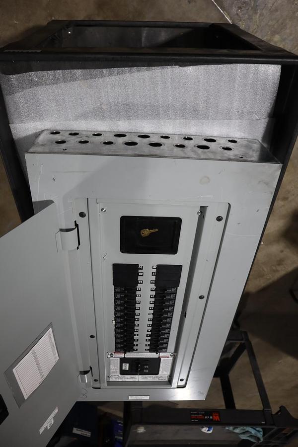 Used SIEMENS P1 250A 208Y/120V P1C30BL100ATST MAIN BEAKER STOCK HS41