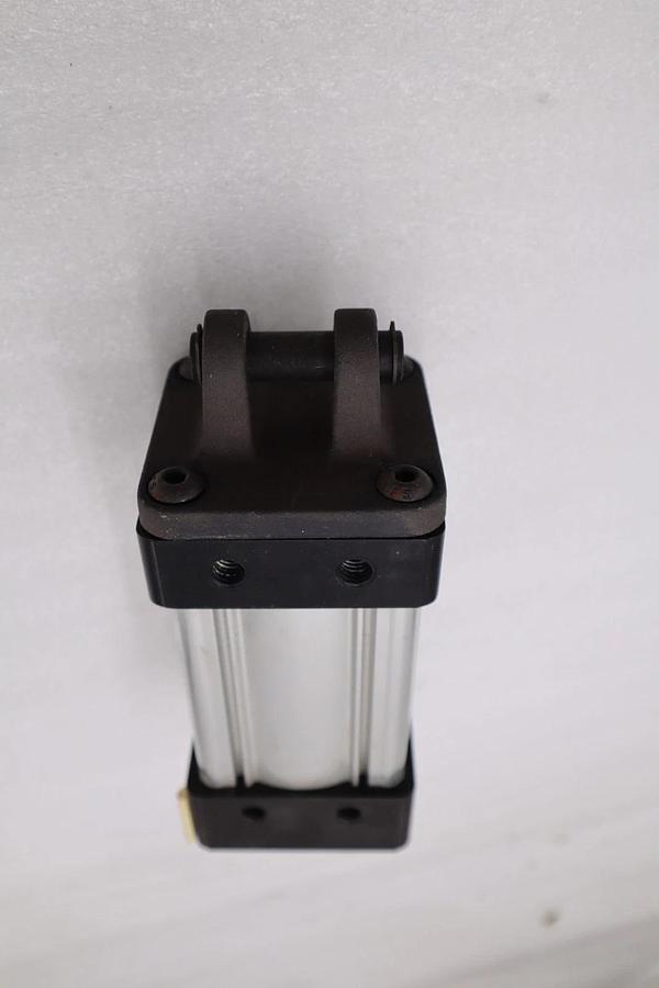 Used New Parker 1P4MA0021422 4MA SERIES TIE ROD PNEUMATIC CYLINDER STOCK H1475