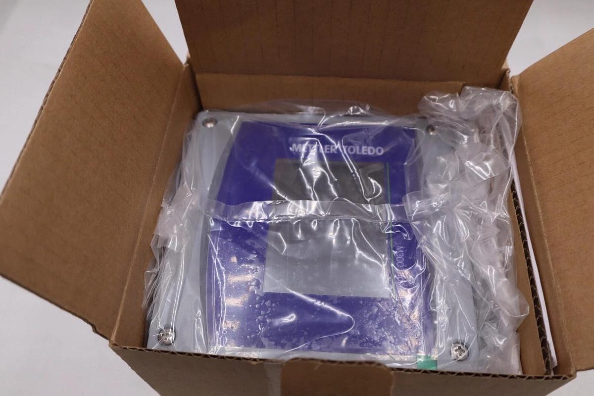 Mettler Toledo M300 / 30280771 Process Transmitter NEW IN BOX STOCK G144