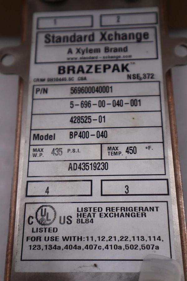 Used NEW IN BOX Xylem Brazepak  BP 400-040/ 569600040001 Plate Heat Exchanger #H967