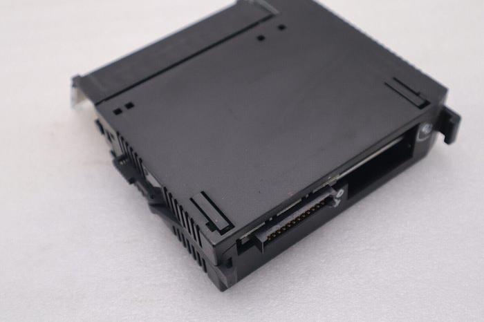 FANUC IC693MDL730E OUTPUT 12/24VDC PLC MODULE STOCK #L-543-C