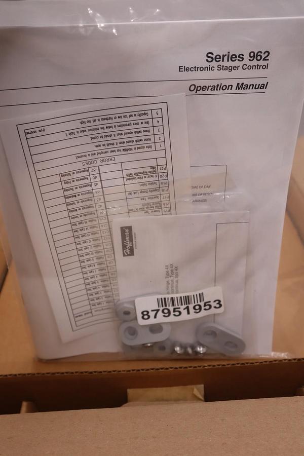 PENTAIR WATER MODEL E951-10F1-S000B PART 1079516 CONTROL BOX NEW STOCK GF-1144