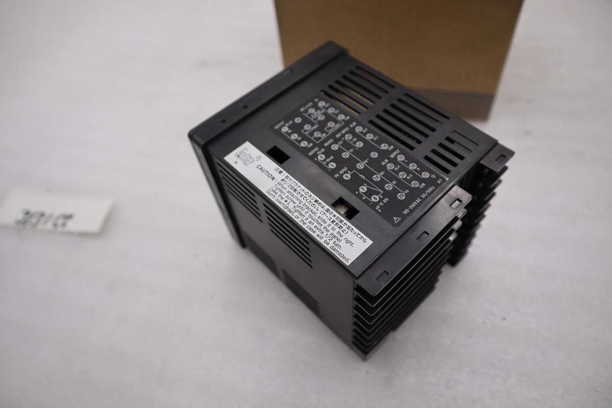 Used Yokogawa UT37E Digital Indicating Controller 100-240VAC - STOCK 3130CC