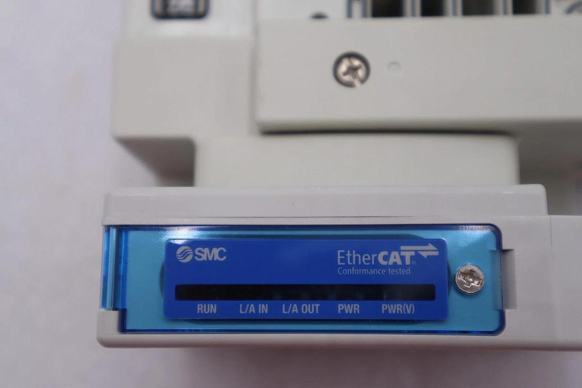SMC SS5V3-W10S1DAND-04B-C8 / SS5V3W10S1DAND04BC8 (BRAND NEW) STOCK 1393-A