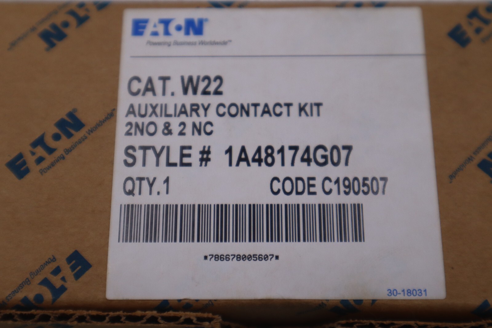 Used NEW OPEN BOX Eaton W22 Auxiliary Contact Kit 2NO & 2 NC STOCK G399A
