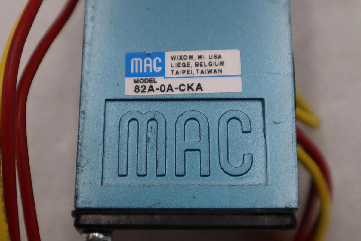 Used NEW MAC VALVES 82A-0A-CKA PNEUMATIC SOLENOID VALVE BASE MANIFOLD STOCK H1510
