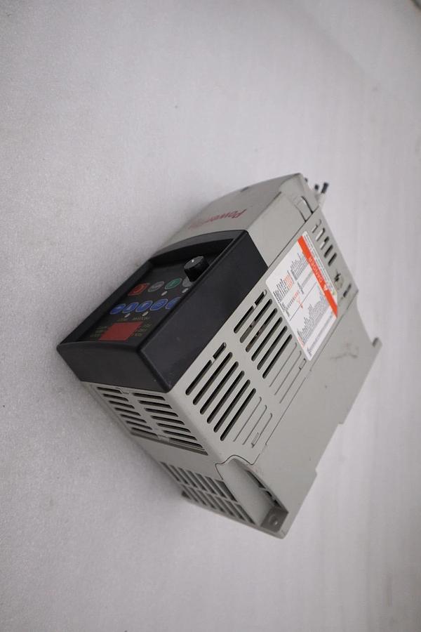 Used Allen Bradley AB 22A-D2P3N104 /A PowerFlex 4 AC Drive 1HP 3Ph 480V STOCK H1408