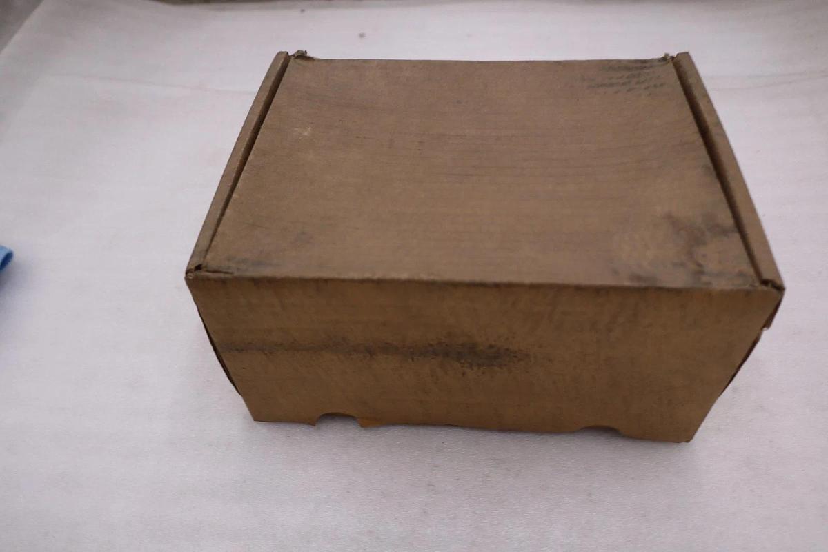 NEW OPEN BOX BURKERT 00418762 Flowmeter sensor STK GF260