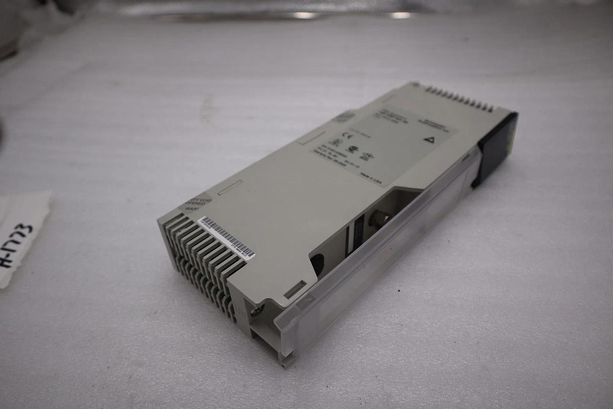 Used SCHNEIDER ELECTRIC 140-CRP-931-00/ 140CRP93100  PLC MODULE STOCK H1772
