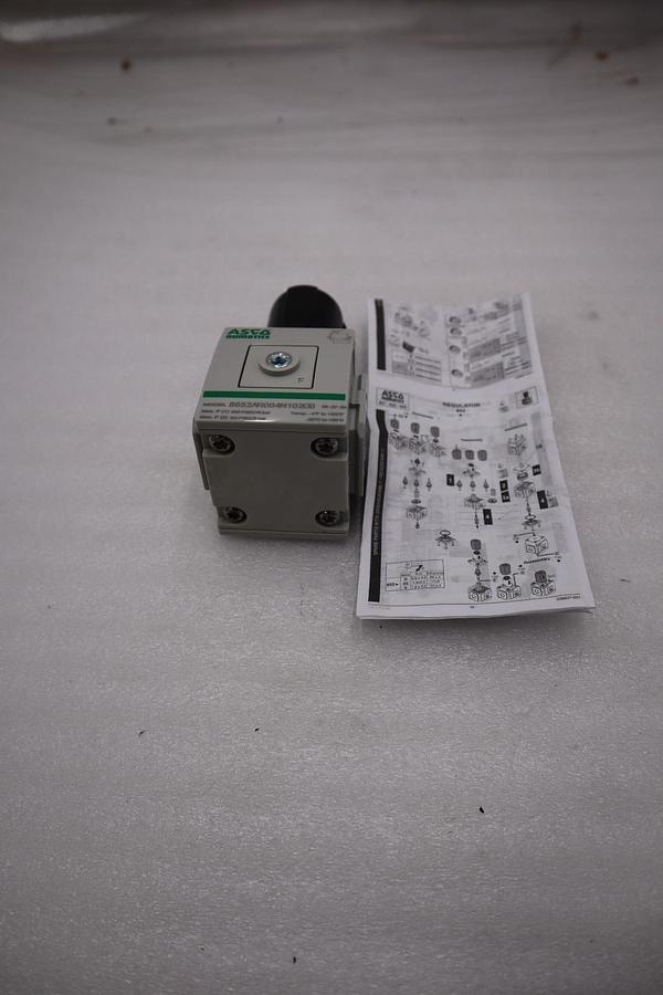 NEW ASCO 8652AR004N102G0 / 8652AR004N102G0 PRESSURE REGULATOR STOCK H1150A