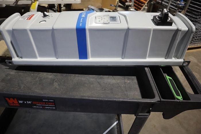 Eaton EHB7D64A1JS0E0000 VFD DRIVE BYPASS 7.6A, 5HP 480V NEMA 1 STOCK S-300