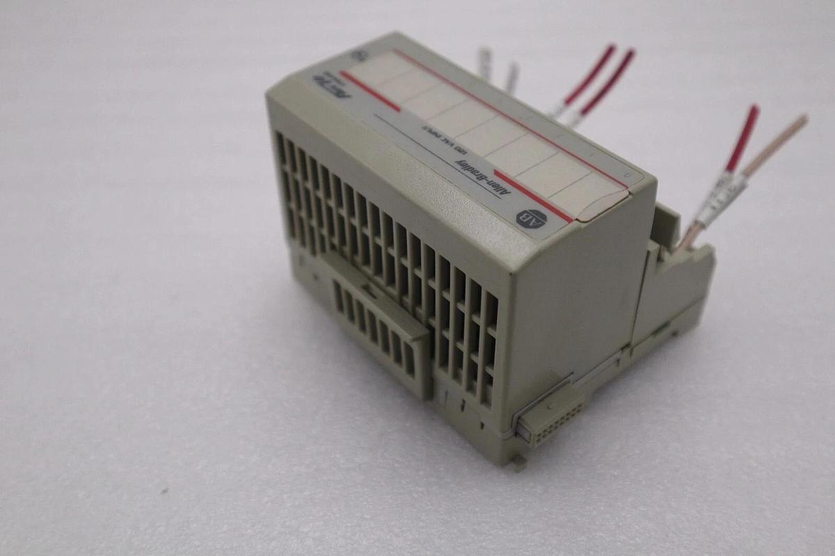 Used Allen Bradley 1794-IA8 1794-1A8 1794-IAB 1794-TBN Flex I/O Input Module #2425A