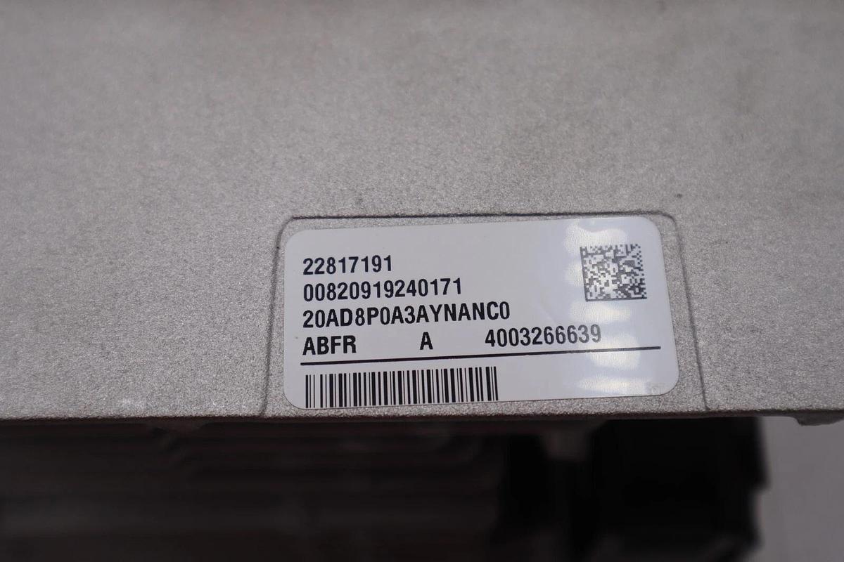 Used 20AD8P0A3AYNANC0 ALLEN BRADLEY POWERFLEX 70 5HP AC DRIVE 480 VOLT STOCK 3306