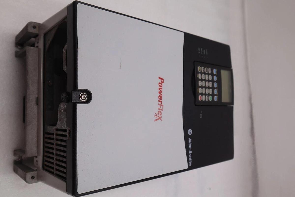 Used 20AD040A3AYNANC0-A 40A 460V 30HP Powerflex 70 ALLEN BRADLEY DRIVE VFD STK 610-A