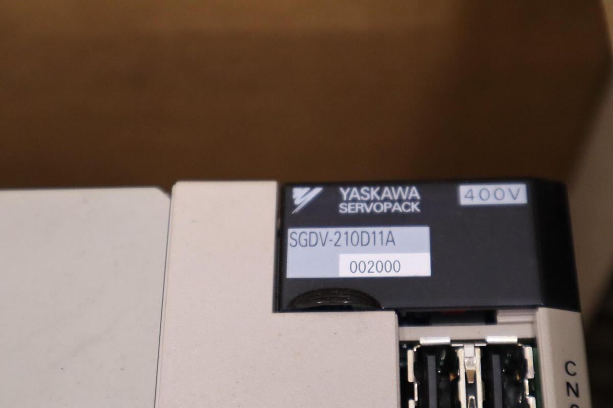 YASKAWA Electric SGDV-21011A002000 SERVOPACK SGDV-210D11A NEW DRIVE STOCK H814