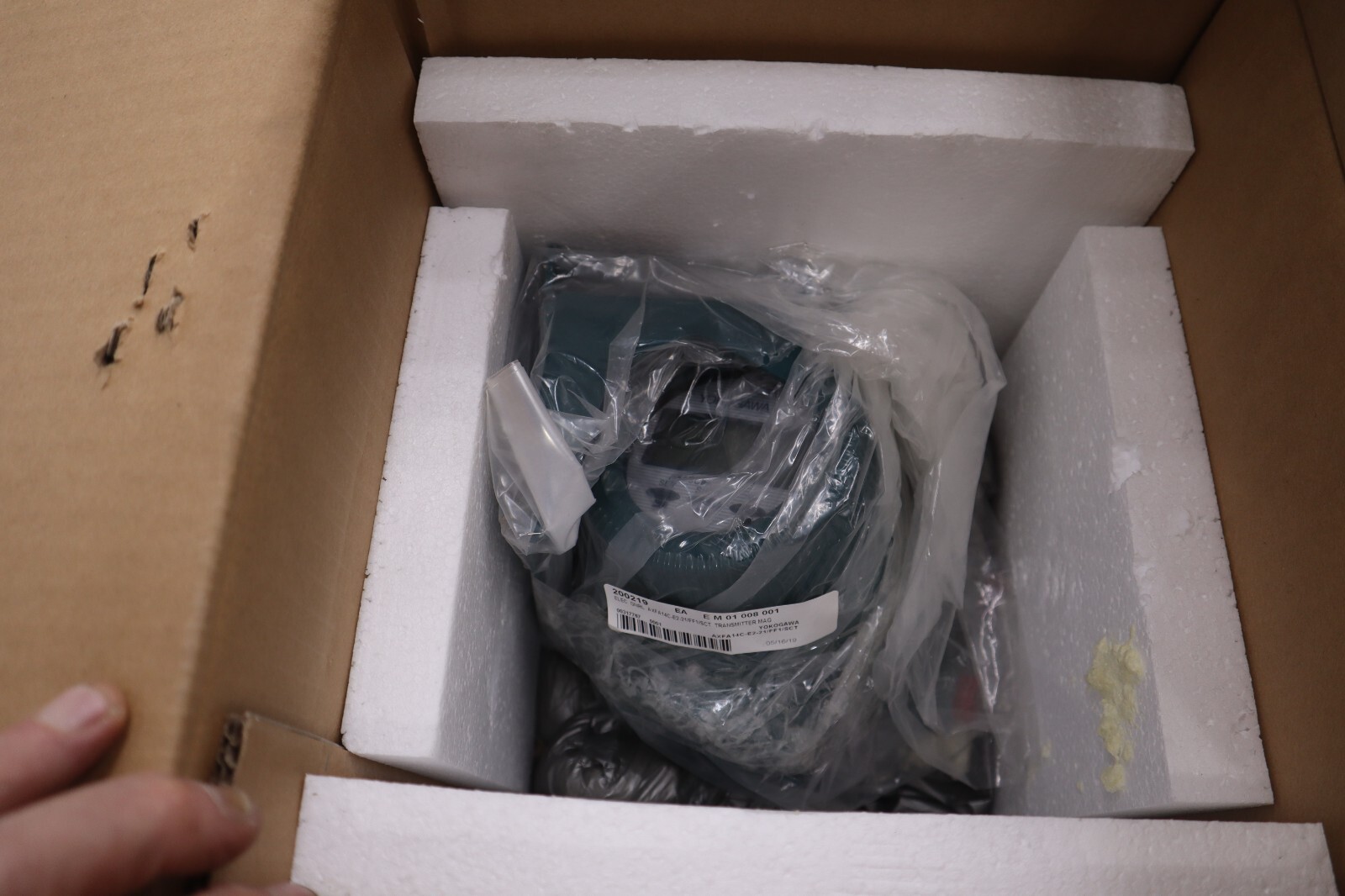 Used NEW BOX YOKOGAWA AXFA14C-E2-21/FF1/SCT ADMAG AXF MAGNETIC FLOWMETER STOCK G77A