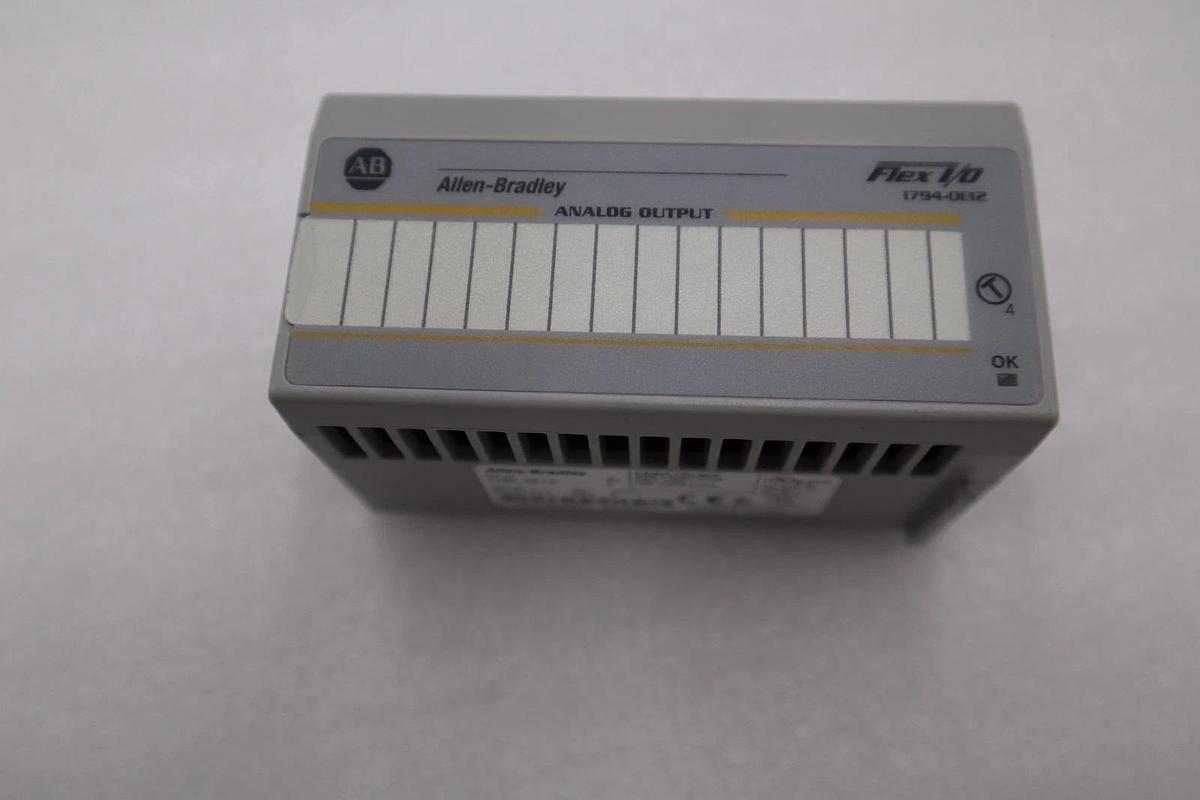 NEW OPEN BOX Allen-Bradley AB 1794-OE12 Flex 12 Module 1794OE12 STK H1246A