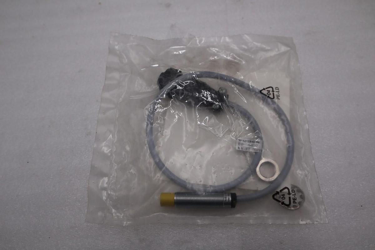 NEW TURCK PLC Sensor Switch NI 8U-M12-AN6X/S1021 / 1644197 STOCK H1471A