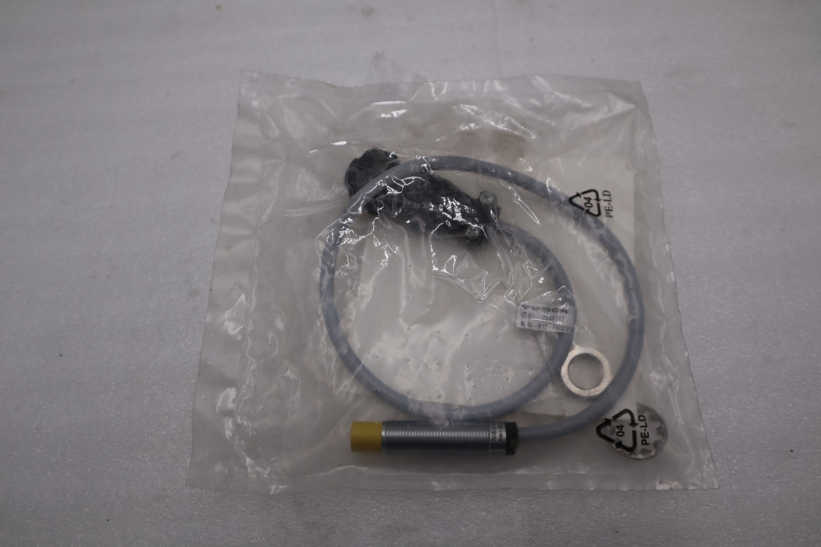 NEW TURCK PLC Sensor Switch NI 8U-M12-AN6X/S1021 / 1644197 STOCK H1471A