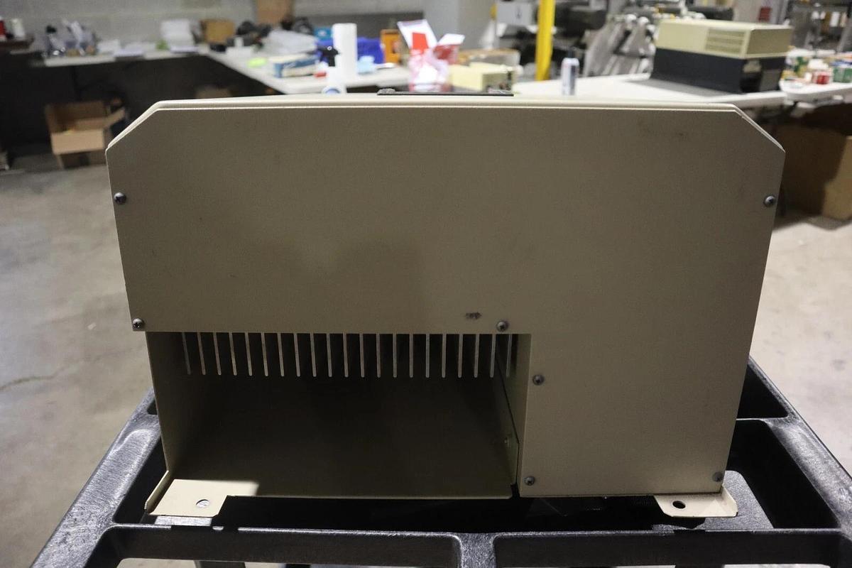 Used TOSHIBA VT130G3U4400 TOSVERT-130G3 TRANSISTOR INVERTER AC DRIVE 40HP STOCK 3407A