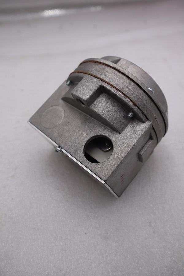 Used ANTUNES 803112503 PRESSURE SWITCH LPG-A 6"-24" W.C. ** NEW** STOCK K-3065