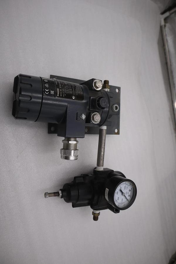 Used Fisher Type 646/ F001447257 20 mADC 30 VDC Transducer UNIT STOCK 3779A