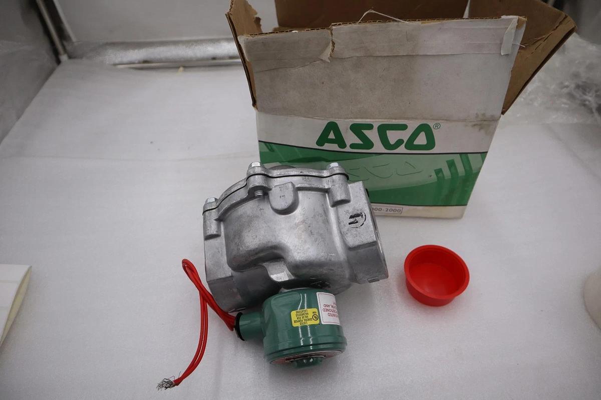 ASCO , EF8215C083 , 2" FNPT , 2-WAY SOLENOID VALVE , 25-PSI FUEL GAS , NEW GF154