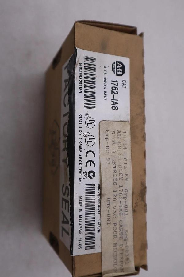 ALLEN BRADLEY AB 1762-IA8 MicroLogix 8-Point Digital Input Module STK K1661A