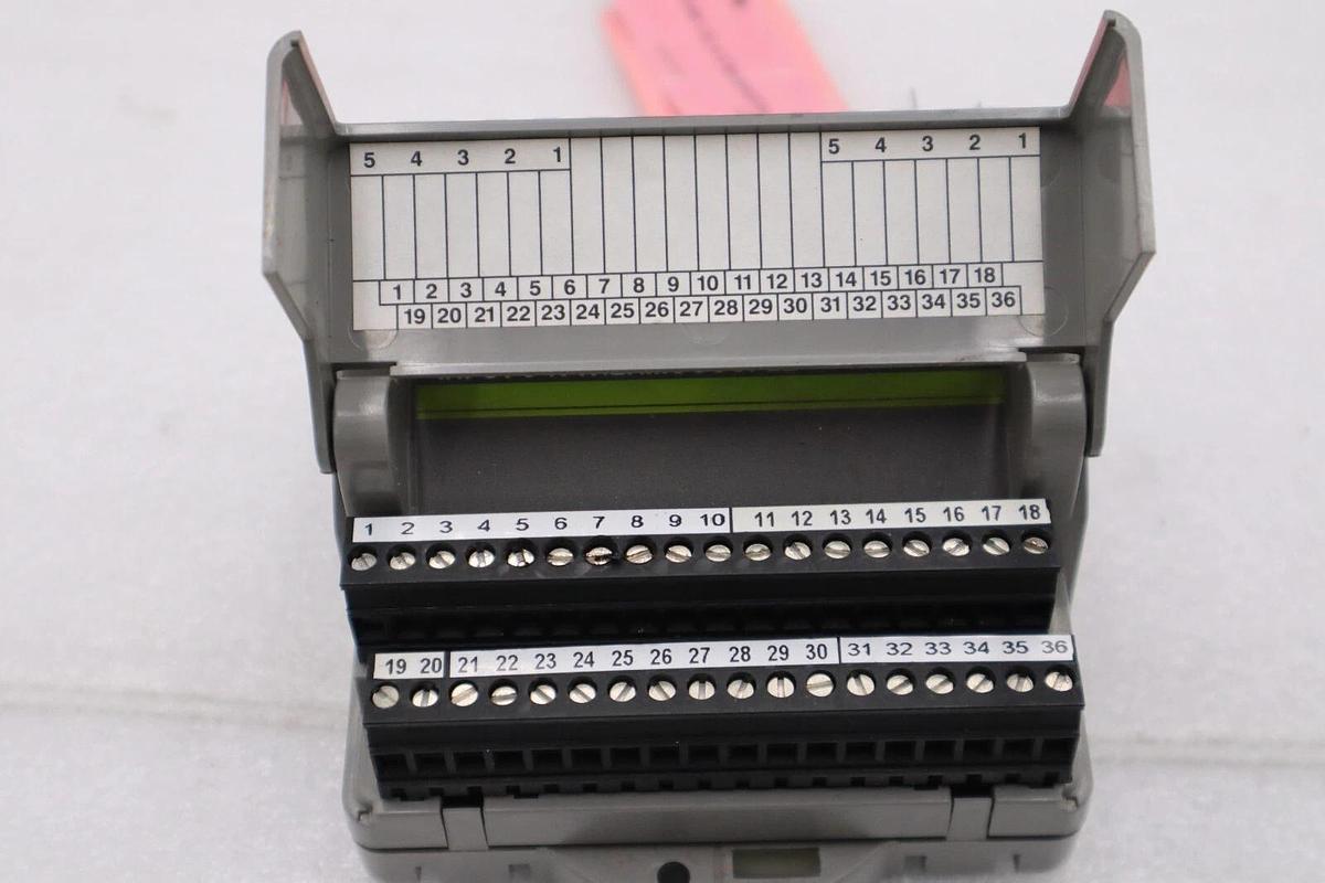 Used Giddings & Lewis M.1301.9806 R2 Input J-K Thermocouple Temperature STOCK 1484A