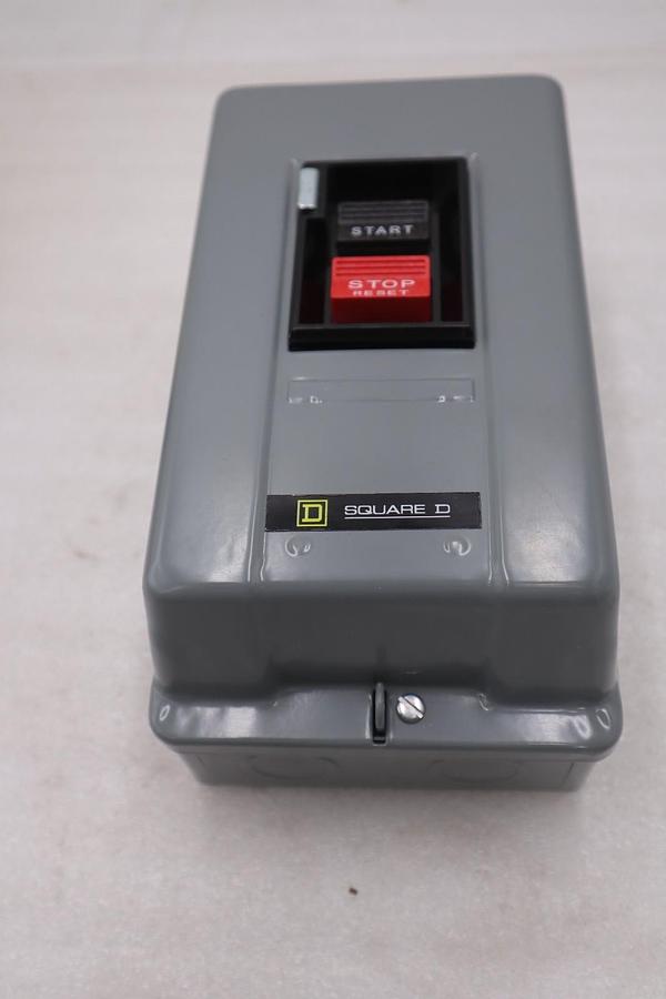 NEW Square D - 2510MBG1 - Manual Starter STOCK #6045