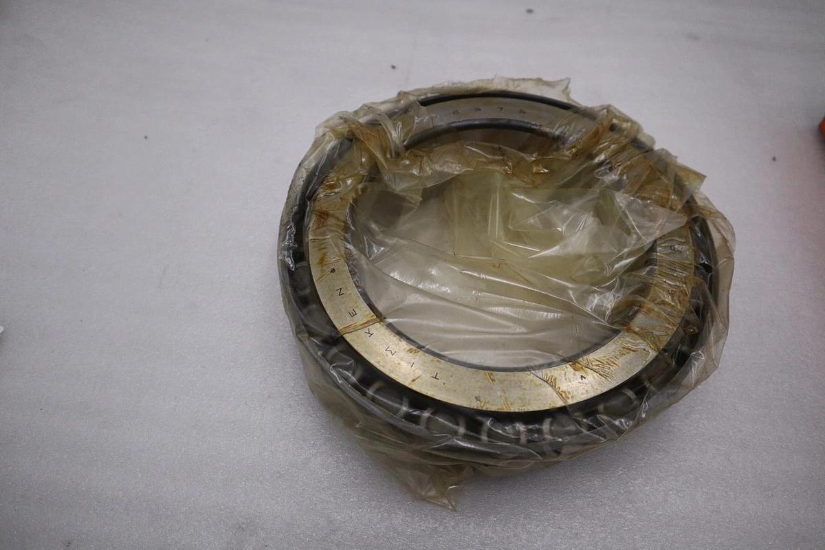 NEW OPEN BOX Timken 82576 Tapered Roller Bearing STOCK SGF40