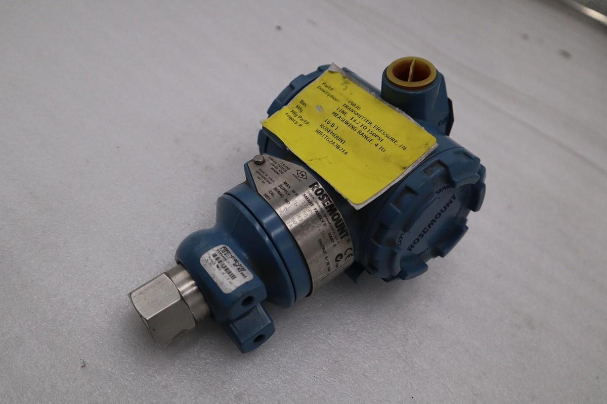 Used NEW Rosemount 3051TG2A2B21A Pressure Transmitter STOCK L-95C