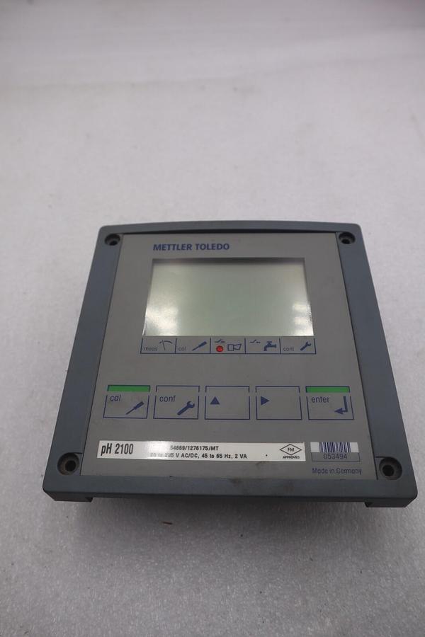 Used METTLER TOLEDO TEMPERATURE TRANSMITTER PH 2100 STOCK K-3070