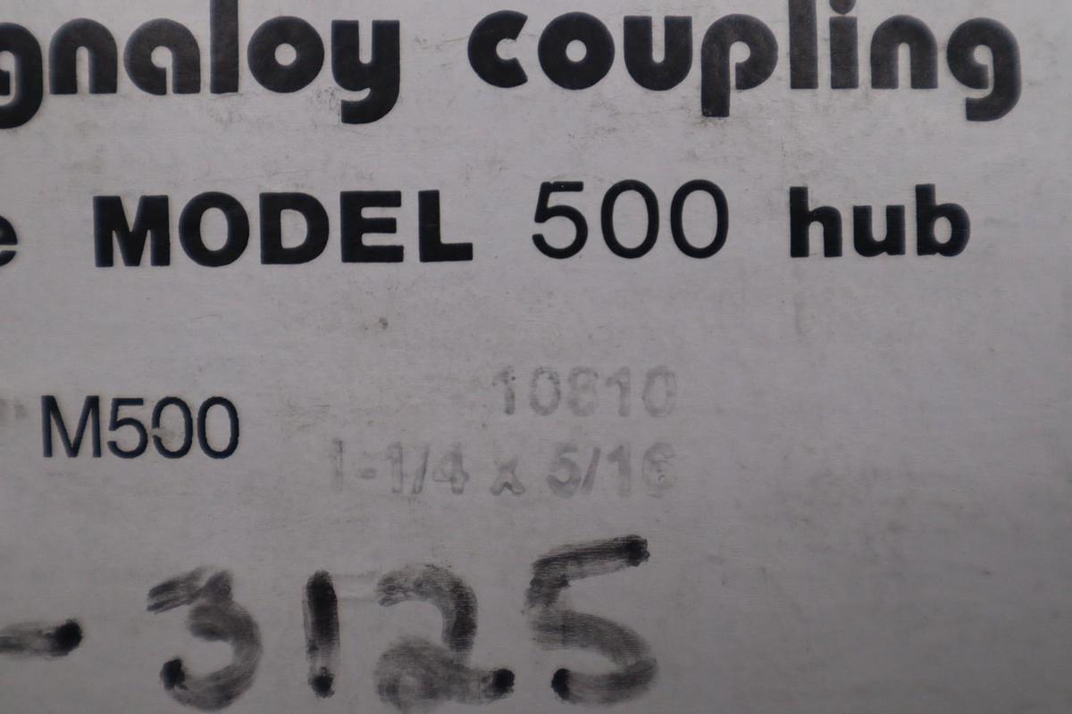 NEW IN BOX - MAGNALOY COUPLING HUB MODEL 500 - STOCK GF678A