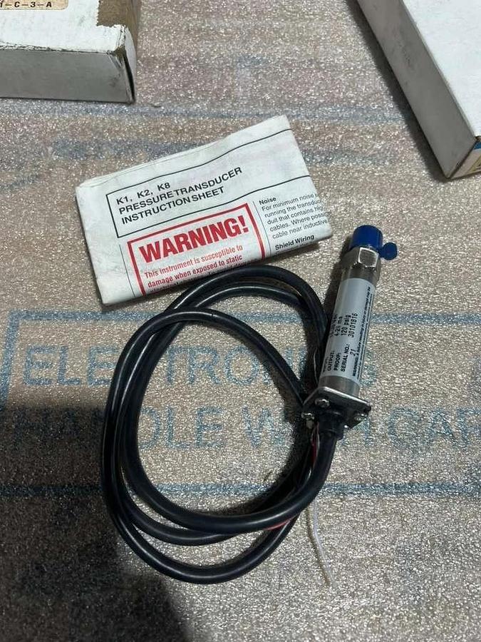 NEW OPEN BOX Ashcroft ASH-K1-7-M02-42-F2 Transducer STK L708CC