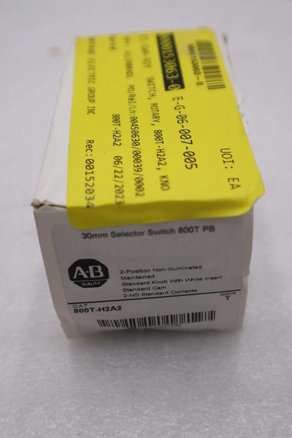 Used NEW Allen Bradley 800T-H2A2 SELECTOR SWITCH 30 MM 2 POSITION STOCK G605A