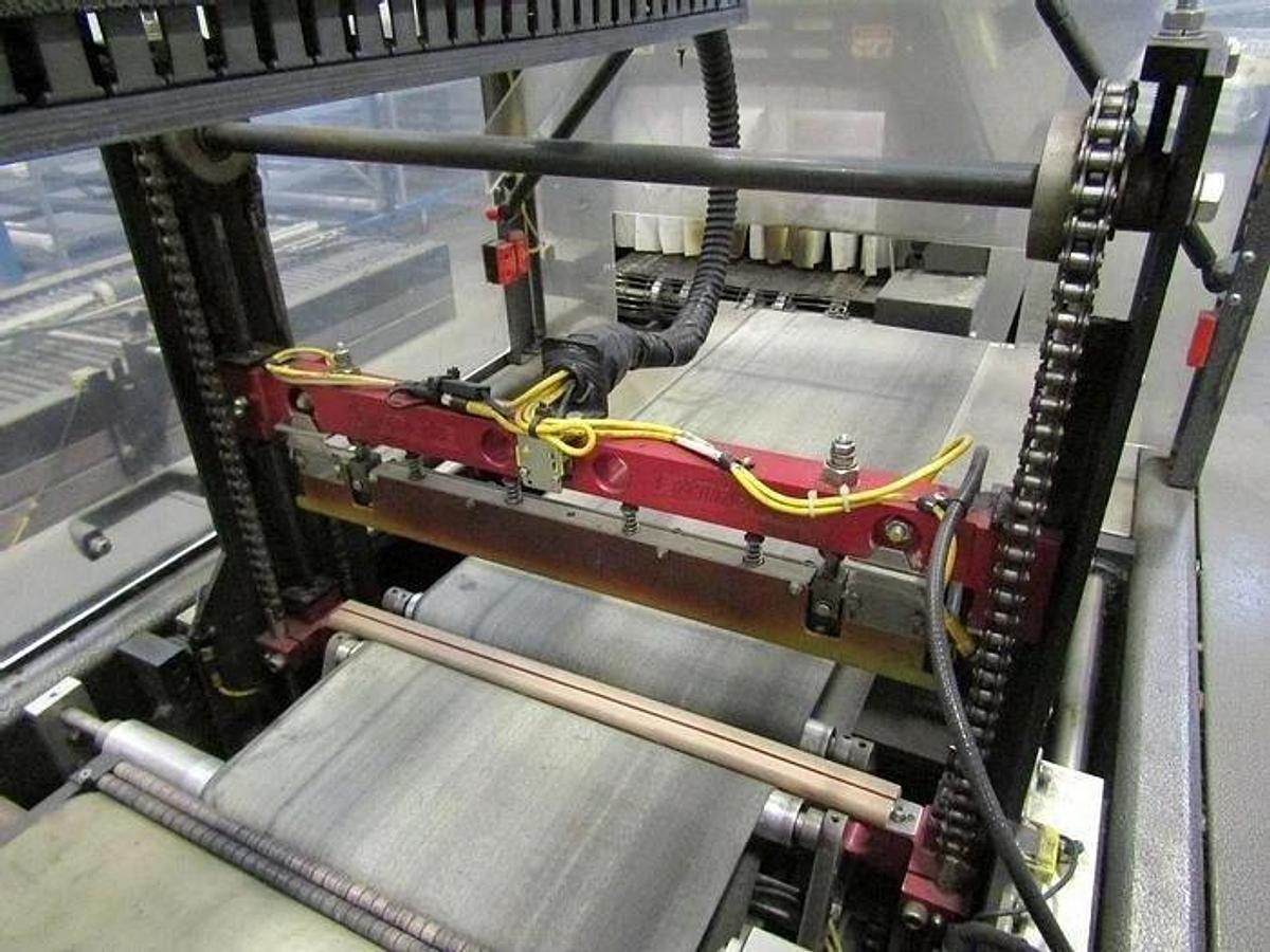 Used EXTREME PACKAGING SYSTEM MODEL S18-GDC SEALER XT18 HEAT SHRINK TUNNEL (2008)